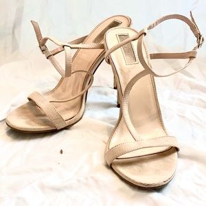 Minimalist Forever 21 Nude Sandle Heel size 7.5